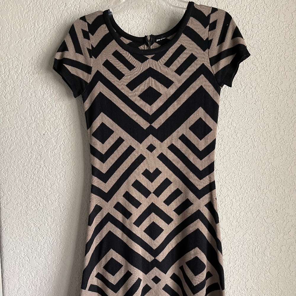 Nordstrom Geometric Black and Tan Knit Dress